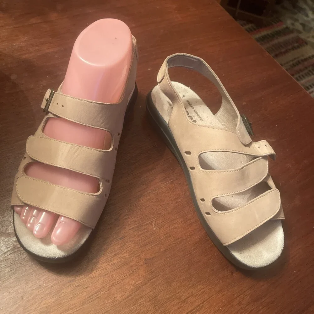 Propet Breeze Women’s Taupe Nubuck Leather Comfortable Sandals Women's 6M